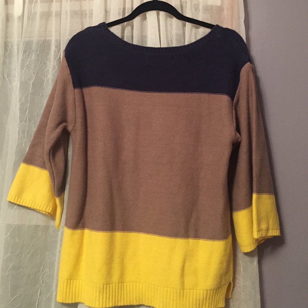Color-blocked sweater - Picture 2 of 4